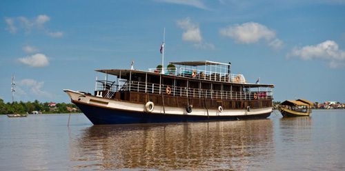 Toum Tiou – Toum Tiou II Cruise – 6 days 5 nights – Phnom Penh – Saigon