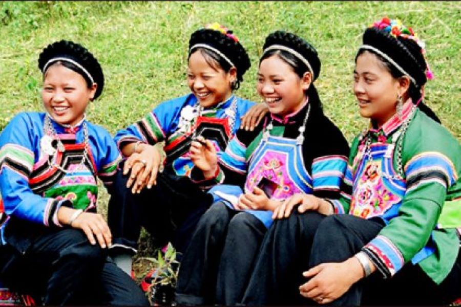 The traditional clothing of Phu La people reflects their unique identity beautifully.