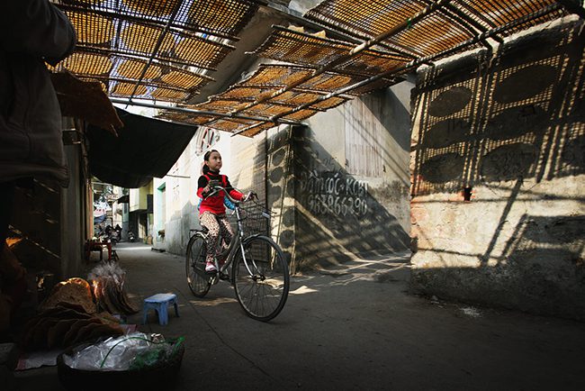 Traditional work on process of rice cake - a must-try specialty of Tho Ha village