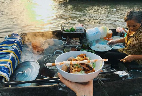 Unique culinary experience on the boat