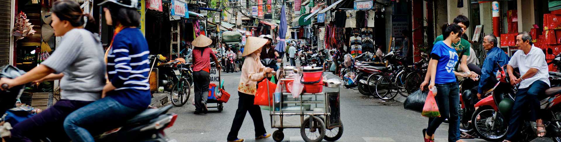 Hanoi motorbike tour: Private Shopping & Food tour