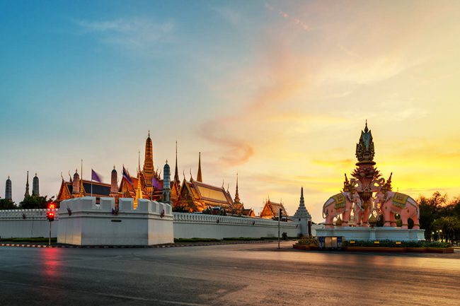 12 Most Famous Temples in Thailand That You Must Visit