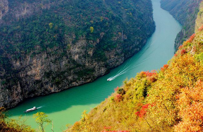 Discover Cities and Cruise Yangtze River in 12 Days